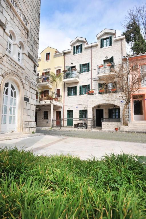 Apartments Skver Herceg Novi Exterior photo